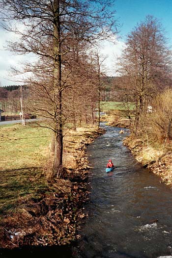 Jarní splutí Sázavy - Humanita - jaro 2002
