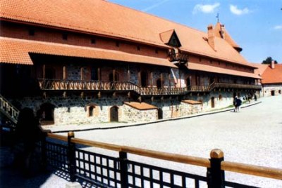 Na Trakaji, Lotyšsko