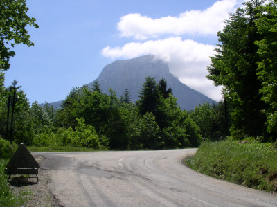 Masif za zatáčkou