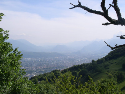 Grenoble u nohou, Bastia u nohou