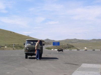 Terain "maršrutnoje taxi" waiting in M.R.S. Majority of such cars operate from Chuzir to north up to mys Hoboj