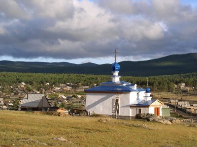 Church and Chuzir village behind it